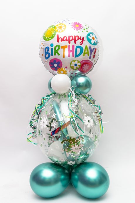 Happy Birthday Verpackungsballon mit Folienballon-Spitze.