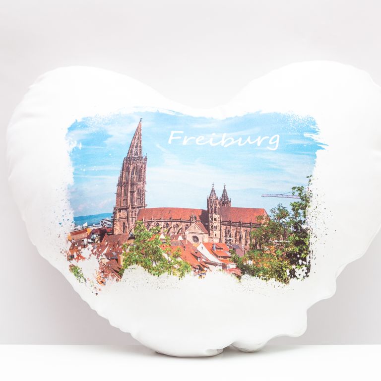 Kissen in Herzform bedruckt mit dem Freiburger Münster
